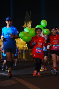 BIB: 200, 2121, 2014
                            <button type="button" onclick="openModal(21106278)" class="btn btn-primary btn-sm float-right btn-popup" data-toggle="modal" data-target=".modal-high-quality">
                        <i class="fas fa-shopping-cart"></i> Add to Cart
                    </button>
                                            <button type="button" onclick="isThisMe(21106278, true)" class="btn btn-success btn-sm float-right btn-popup btn-isme hidden" data-toggle="tooltip" data-placement="bottom" title="นี่คือรูปของคุณใช่ไหม คลิกที่นี่เพื่อเอาเข้าอัลบั้ม">
                        <i class="fas fa-plus"></i> Add to album
                    </button>
                    <button type="button" onclick="isThisMe(21106278, false)" class="btn btn-warning btn-sm float-right btn-popup btn-isnotme hidden">
                        <i class="fas fa-ban"></i> Remove from album
                    </button>